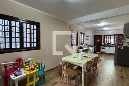 Casa à venda com 3 quartos, 230m² em Vila Pires, Santo André