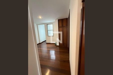 Apartamento à venda com 4 quartos, 350m² em Ingá, Niterói
