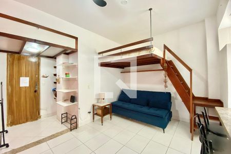 Sala  de kitnet/studio à venda com 1 quarto, 31m² em Copacabana, Rio de Janeiro