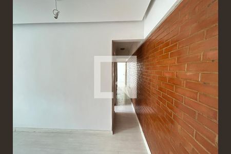 Corredor de apartamento para alugar com 2 quartos, 55m² em Campinho, Rio de Janeiro