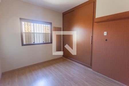 Quarto 1 de casa à venda com 2 quartos, 109m² em São Marcos, Belo Horizonte