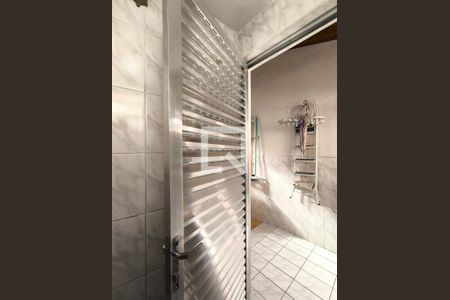 Banheiro 2 de casa para alugar com 2 quartos, 200m² em Jardim Pacaembu, Jundiaí
