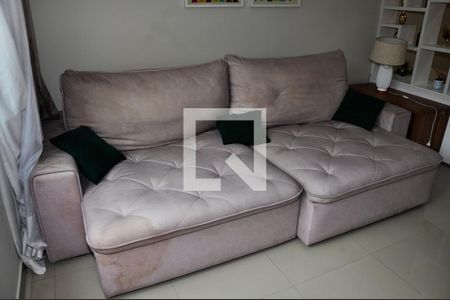 Sala de casa para alugar com 3 quartos, 241m² em Jardim Regina, São Paulo