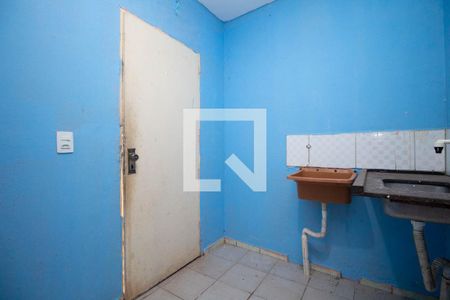 Cozinha e Área de Serviço de kitnet/studio para alugar com 1 quarto, 35m² em Setor Habitacional Vicente Pires, Brasília