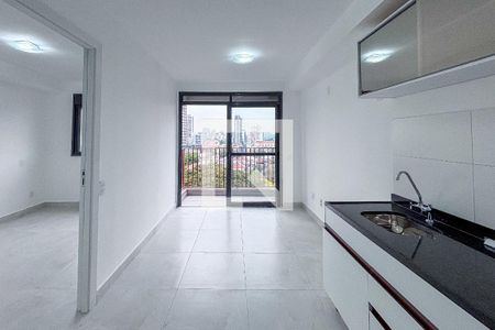 Sala/Cozinha de kitnet/studio à venda com 1 quarto, 28m² em Pinheiros, São Paulo