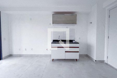 Sala/Cozinha de kitnet/studio à venda com 1 quarto, 28m² em Pinheiros, São Paulo