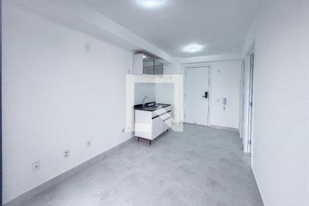Sala/Cozinha de kitnet/studio à venda com 1 quarto, 28m² em Pinheiros, São Paulo