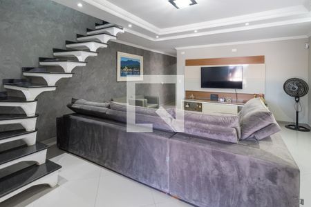 Sala de casa para alugar com 3 quartos, 400m² em Parque dos Bancarios, São Paulo