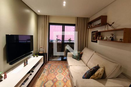 Sala de Estar de apartamento à venda com 3 quartos, 73m² em Cambuí, Campinas