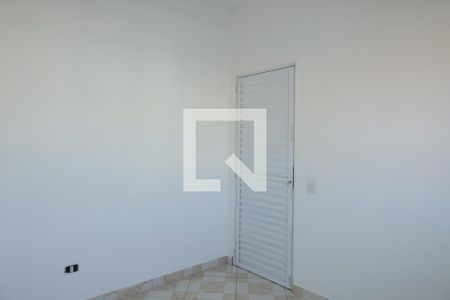 Quarto 1 de casa para alugar com 3 quartos, 70m² em Parque Santa Rita, São Paulo