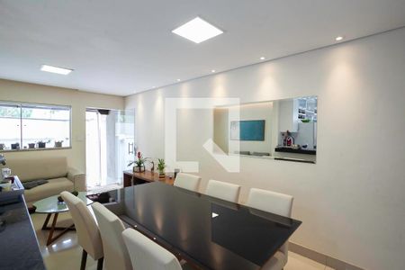 Sala 1 de casa à venda com 3 quartos, 210m² em Castelo, Belo Horizonte