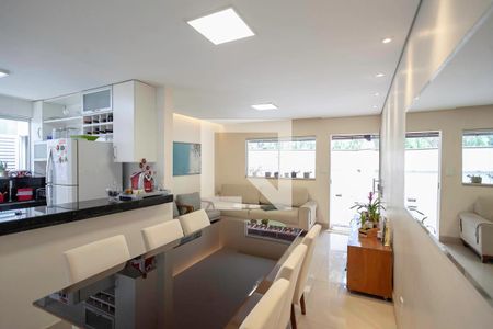 Sala 1 de casa à venda com 3 quartos, 210m² em Castelo, Belo Horizonte