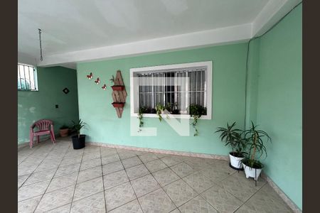 Garagem  de casa à venda com 4 quartos, 199m² em Jardim Rosa de Franca, Guarulhos