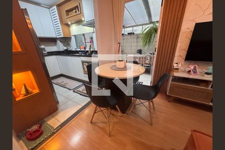 Apartamento à venda com 2 quartos, 58m² em Santos Dumont, São Leopoldo