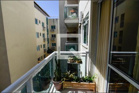 Sala de apartamento à venda com 2 quartos, 56m² em Vila Isabel, Rio de Janeiro