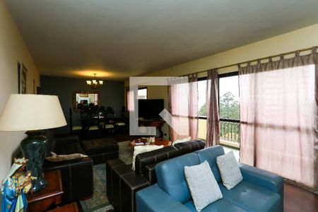 Sala  de apartamento à venda com 4 quartos, 166m² em Vila Suzana, São Paulo