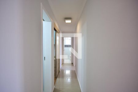 Corredor de apartamento à venda com 2 quartos, 103m² em Jardim Monte Kemel, São Paulo