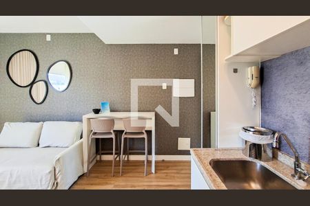 Sala/Cozinha de apartamento para alugar com 1 quarto, 65m² em Funcionários, Belo Horizonte