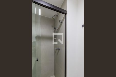 Banheiro Social de kitnet/studio para alugar com 1 quarto, 29m² em Farroupilha, Porto Alegre