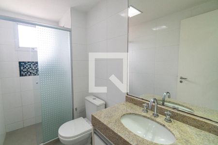 Banheiro Social de apartamento para alugar com 1 quarto, 50m² em Vila Alexandria, São Paulo