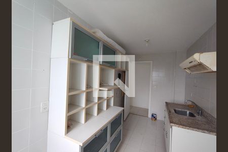 Cozinha e Área de Serviço de apartamento para alugar com 2 quartos, 77m² em Barra da Tijuca, Rio de Janeiro