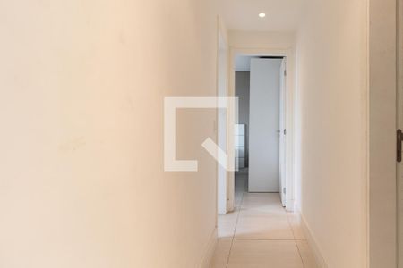 Corredor de apartamento à venda com 2 quartos, 40m² em Jardim Celeste, São Paulo