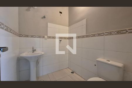 Banheiro da suíte de casa à venda com 2 quartos, 131m² em Campestre, Santo André