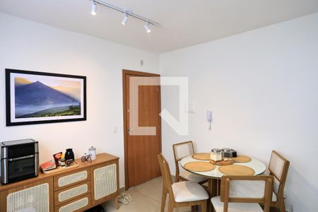 Sala/Cozinha de apartamento à venda com 2 quartos, 38m² em Sagrada Família, Belo Horizonte