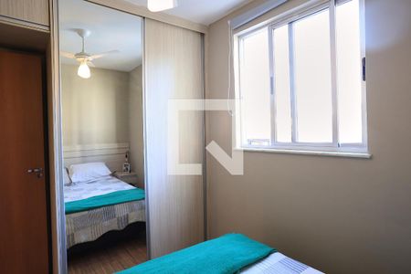 Quarto de apartamento à venda com 2 quartos, 38m² em Sagrada Família, Belo Horizonte
