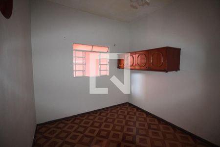 Quarto 2 de casa à venda com 3 quartos, 320m² em Eldoradinho, Contagem