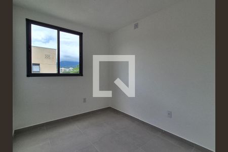 Quarto de apartamento para alugar com 2 quartos, 52m² em Recreio dos Bandeirantes, Rio de Janeiro