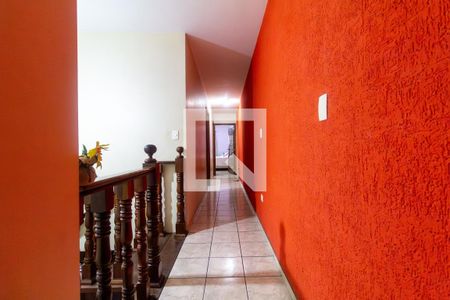 Corredor de casa para alugar com 3 quartos, 360m² em Vila Matilde, São Paulo