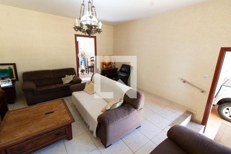 SALA de casa à venda com 3 quartos, 192m² em Jardim Santa Genebra, Campinas