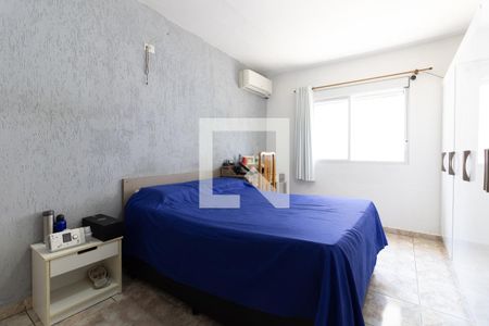 Quarto 2 de casa à venda com 2 quartos, 201m² em Vila Gumercindo, São Paulo