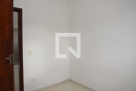 Quarto de casa para alugar com 2 quartos, 55m² em Jardim Santa Tereza, Embu das Artes