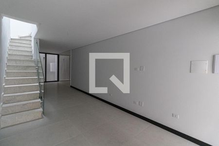 Sala/Cozinha de casa à venda com 3 quartos, 100m² em Vila Ré, São Paulo