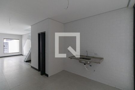 Sala/Cozinha de casa à venda com 3 quartos, 100m² em Vila Ré, São Paulo