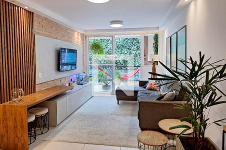 Sala de apartamento à venda com 3 quartos, 128m² em Camboinhas, Niterói