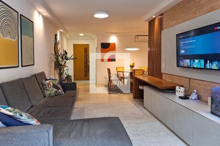 Sala de apartamento à venda com 3 quartos, 128m² em Camboinhas, Niterói