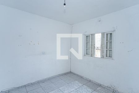 Quarto de casa para alugar com 1 quarto, 60m² em Parque Maria Domitila, São Paulo