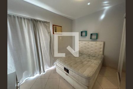 Quarto 1 de casa para alugar com 3 quartos, 160m² em Vila Valqueire, Rio de Janeiro