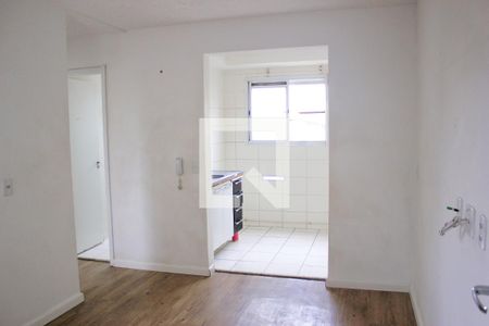 Sala de apartamento para alugar com 2 quartos, 38m² em Jardim Albertina, Guarulhos