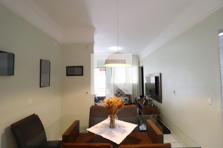 Sala de Jantar de casa de condomínio para alugar com 2 quartos, 60m² em Jardim Holanda, Uberlândia