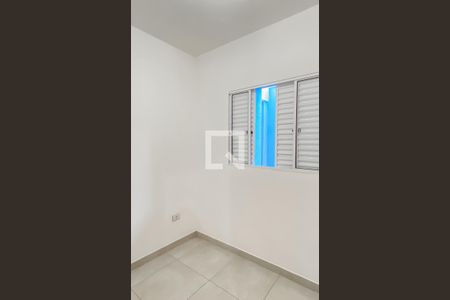 Quarto 1 de apartamento para alugar com 2 quartos, 38m² em Parque Paineiras, São Paulo