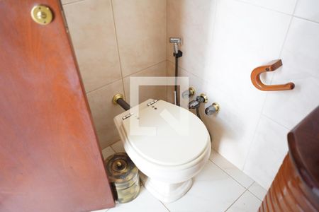 Lavabo de casa para alugar com 5 quartos, 320m² em Vila Gomes Cardim, São Paulo