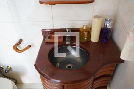 Lavabo de casa para alugar com 5 quartos, 320m² em Vila Gomes Cardim, São Paulo