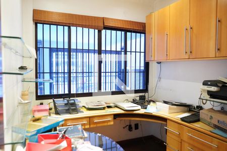 Escritório de casa para alugar com 5 quartos, 320m² em Vila Gomes Cardim, São Paulo