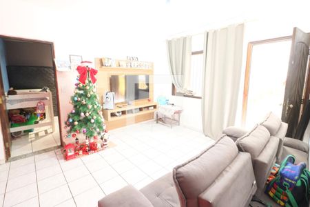 Sala 2 de casa à venda com 4 quartos, 171m² em Veloso, Osasco