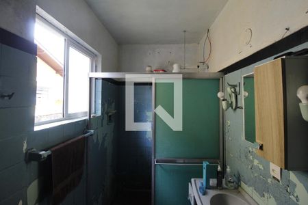 Banheiro de casa para alugar com 2 quartos, 167m² em Jardim Itu, Porto Alegre