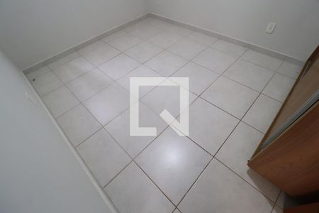 Quarto 2 de apartamento para alugar com 2 quartos, 51m² em Morumbi, Uberlândia